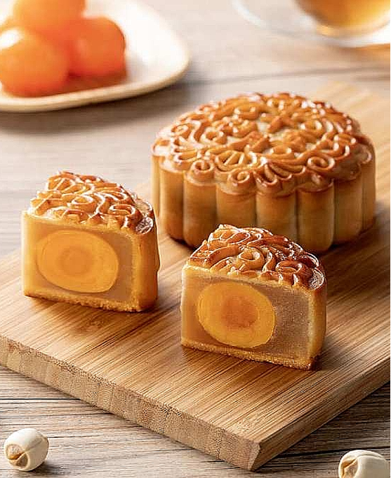 Recette traditionnelle du Mooncake du Serpent Blanc (白蛇传月饼, Bái Shé Zhuàn Yuèbǐng)