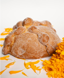 Recette traditionnelle de Pan de Muerto – Pain des Morts mexicain  (Mexihcatl Pan de Muerto – Miquiztli tlacualiztli)