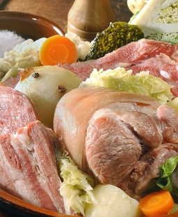 Recette de potée paysanne traditionnelle, mijotée lentement avec légumes d’hiver et charcuteries artisanales