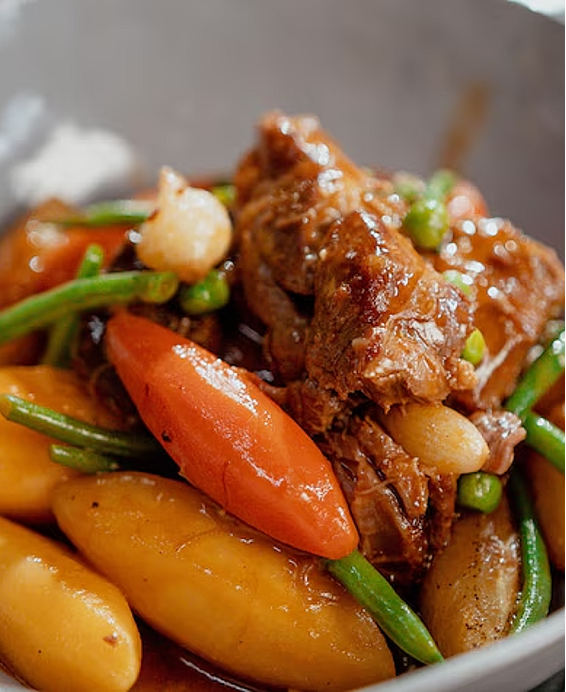 Recette Navarin d'Agneau : le ragoût printanier traditionnel de la cuisine française aux légumes nouveaux
