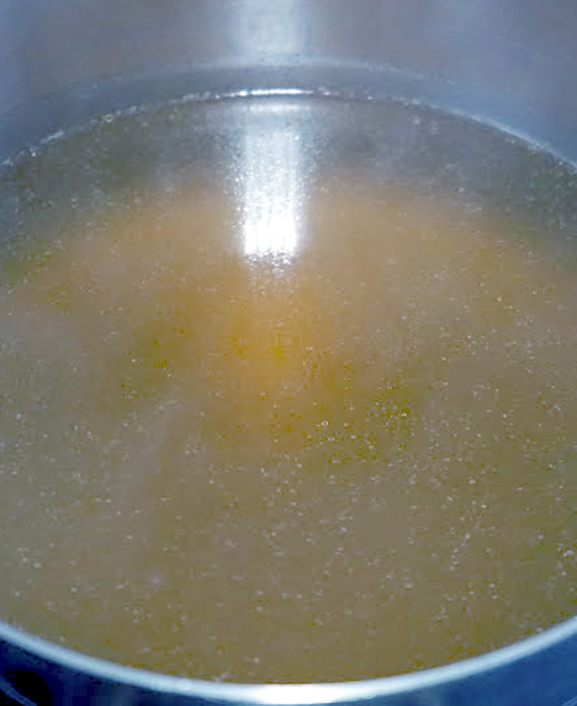 Bouillon Shoyu (醤油だし – Shōyu Dashi)