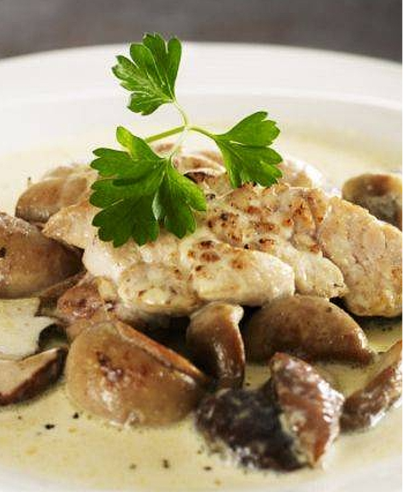 Recette de la beuchelle à la tourangelle : ris et rognons de veau aux champignons et crème fraîche du Val de Loire