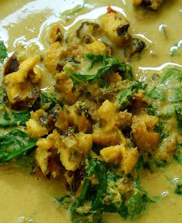 Recette Escargots au curry vert thaïlandais (escargots au lait de coco, aubergines et basilic sacré)