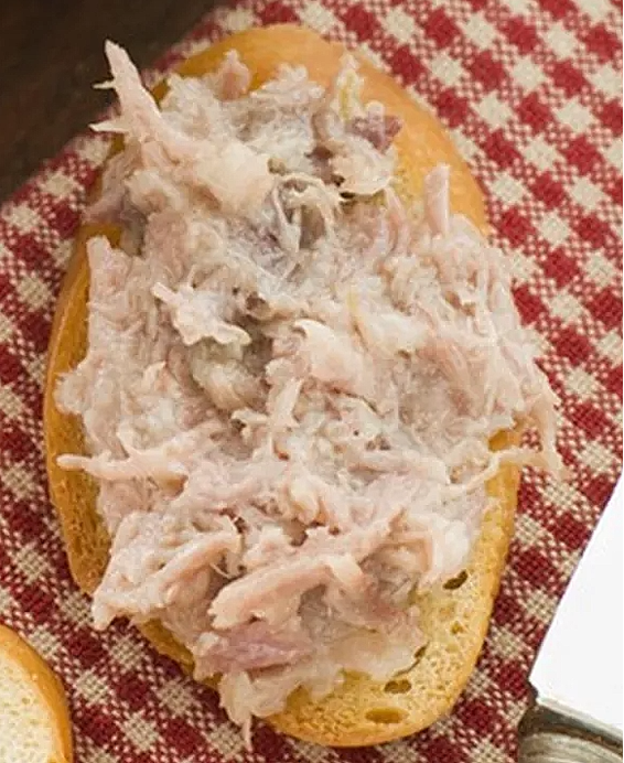 Recette Charcutière de la Sarthe Lés Rillétes dou Mans — La Brune Confiture de Cochon