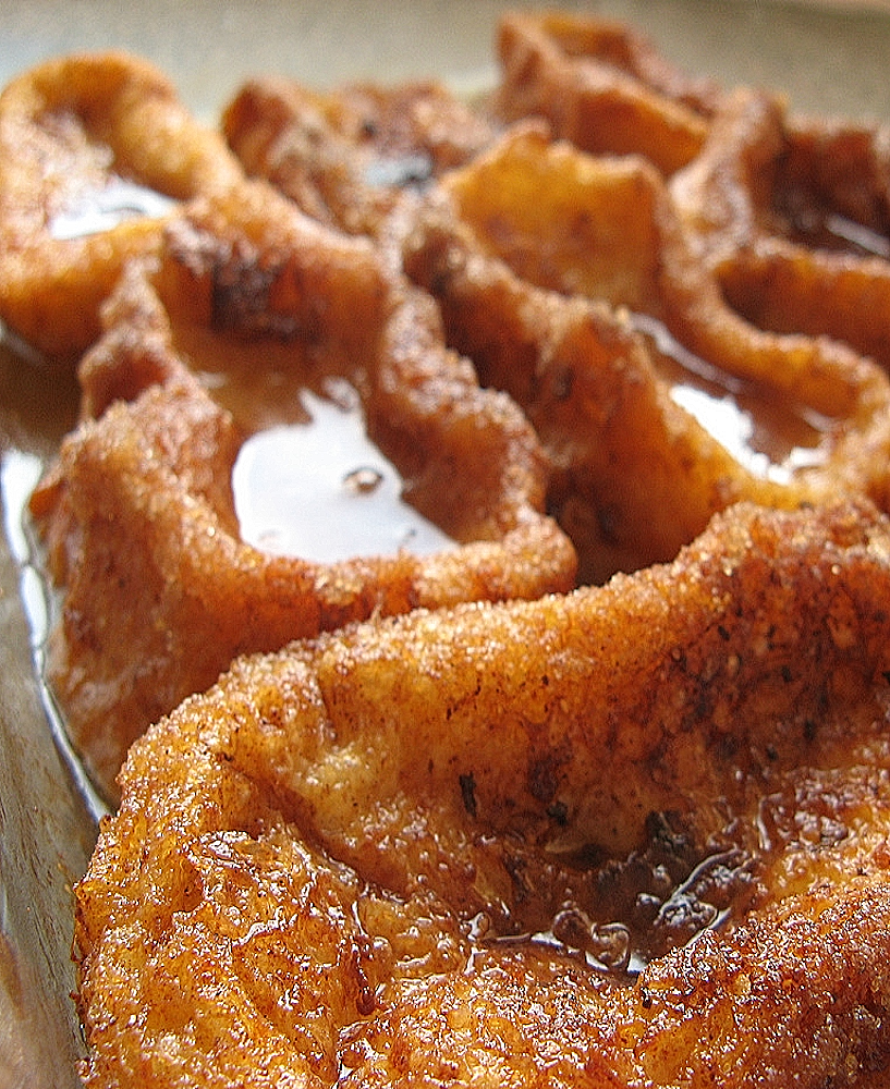 Recette de Torrija de pain de Valladolid  , Espagne, pain local au lait parfumé à la vanille et à l'orange