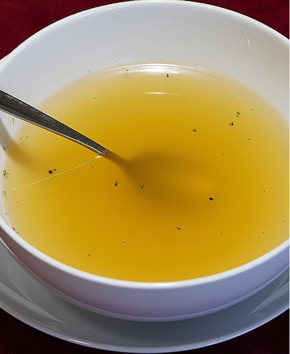 Recette de l’Hydrogary (ὑδρογάριον) – bouillon grec à base de garos et d’eau