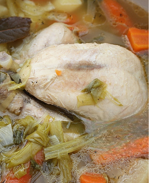 Poule au pot : recette codifiée selon l’usage du royaume (vers 1600, sous Henri IV)