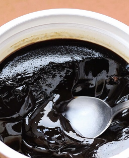 Recette traditionnelle du Sirop de Liège : histoire, fabrication codifiée et utilisations culinaires salées et sucrées