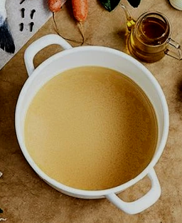 Recette du fumet de poisson – bouillon concentré et aromatique pour sauces et plats de poisson