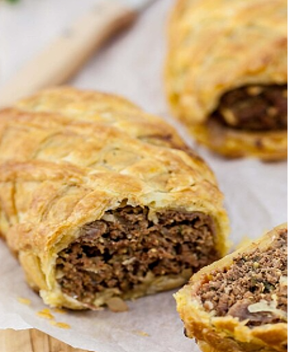 Recette de Pâté de Viande Médiéval inspiré du Viandier de Taillevent – version gibier avec gras de porc