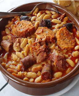 Fabada Asturiana – Le cassoulet espagnol aux haricots, chorizo et morcilla