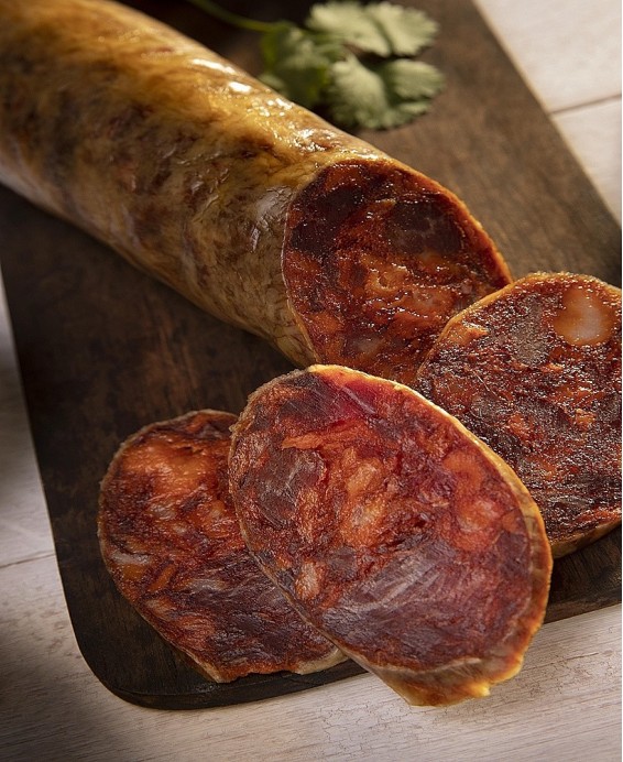 Recette traditionnelle de Chorizo ibérique – charcuterie espagnole épicée, affinage artisanal et saveurs authentiques