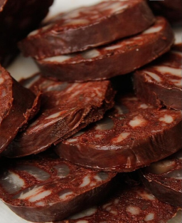 Recette traditionnelle de Boudin noir et blanc – charcuterie à base de sang et de viande, variantes régionales